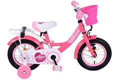 Volare Ashley 12 inch meisjesfiets in rood en roze met handrem, terugtraprem, afneembare zijwieltjes, gesloten kettingkast, verstelbaar zadel en stuur, en rieten mandje