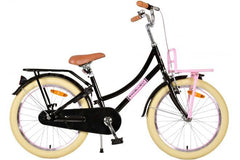 Volare Excellent 20 inch meisjesfiets in zwart met hand- en terugtraprem, verlichting, verstelbaar zadel en stuur, voordrager en achterdrager, gesloten kettingkast, comfortabel zacht zadel, veilig en duurzaam, perfect voor avontuurlijke meisjes bij Fitmarktnl